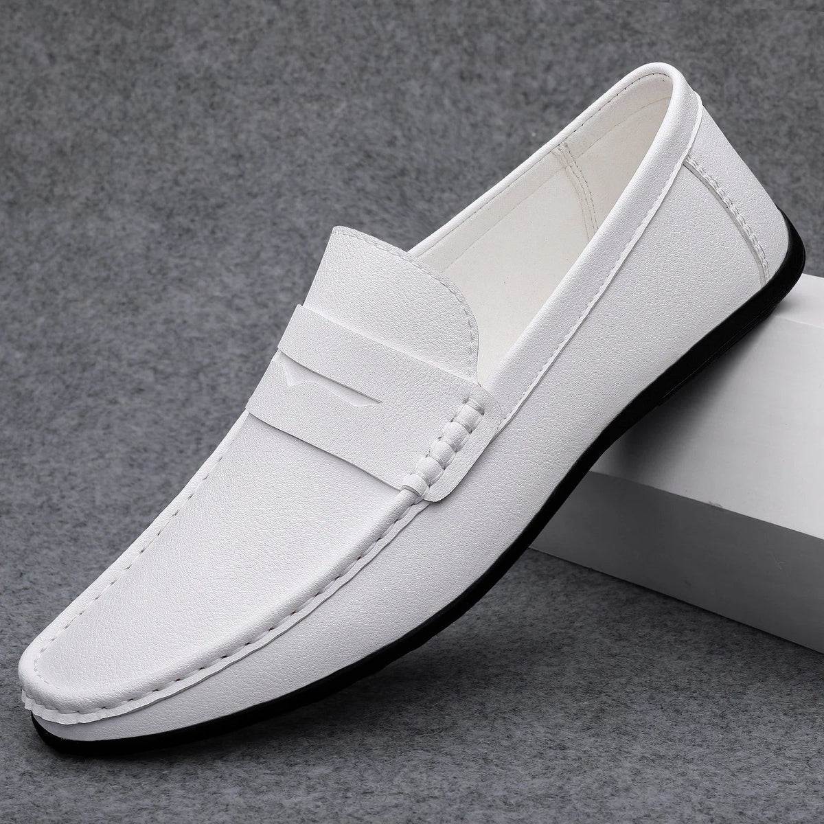 Mocassins classiques en cuir italien — 9