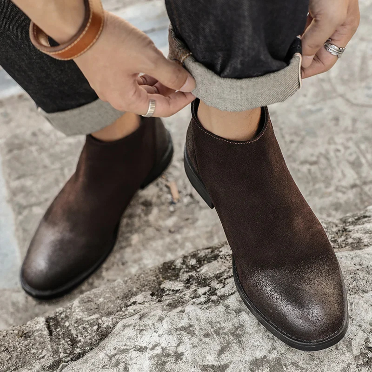 The Vicenza Men’s Zip Up Suede Leather Ankle Boots — 8