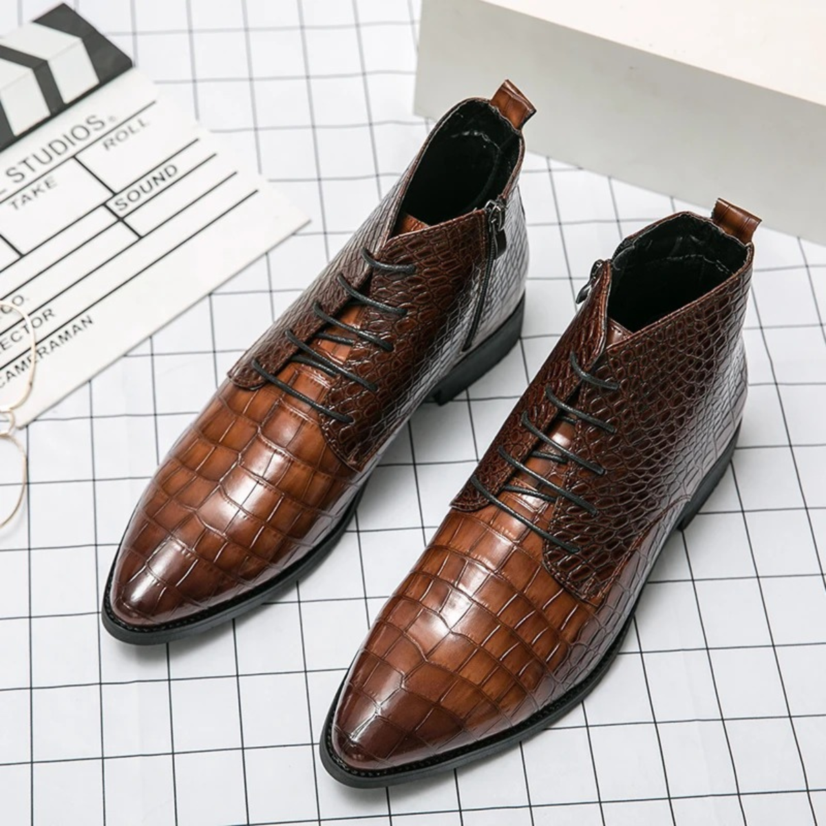 The Orvieto Men’s Crocodile Pattern Leather Ankle Boots - Brown — 7