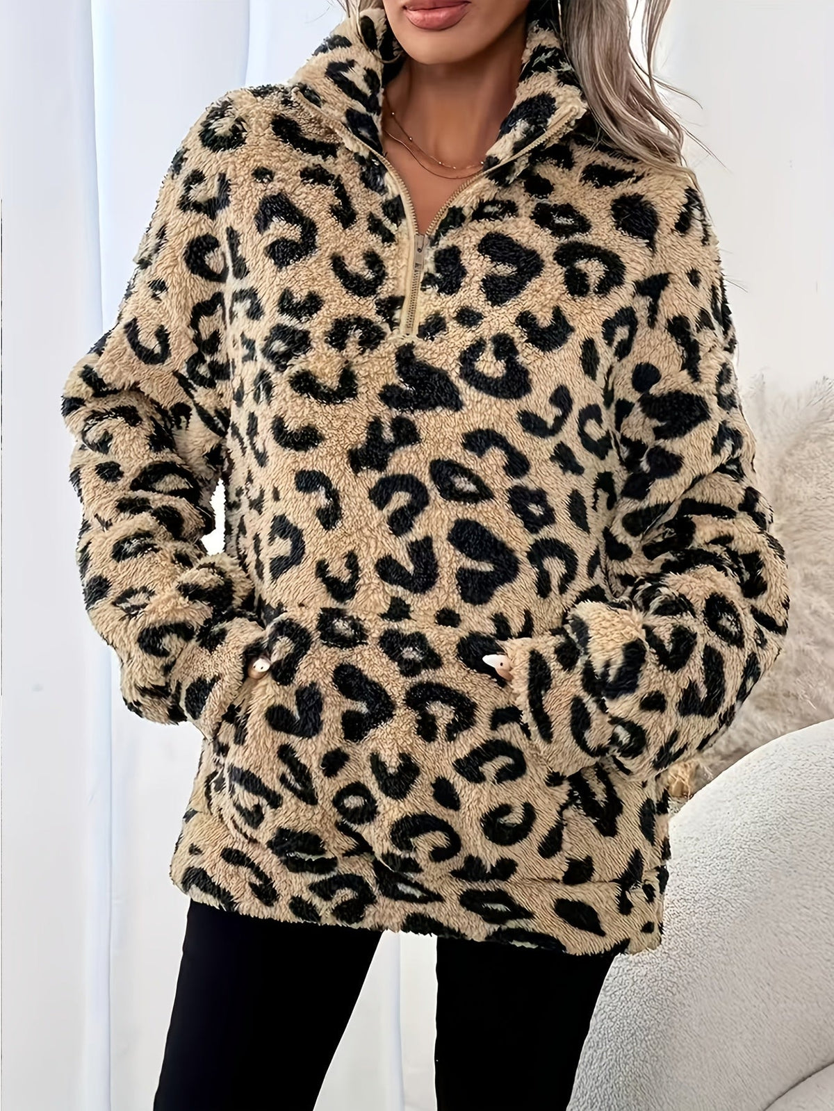 Veste Élégante Femme en Fausse Fourrure à Imprimé Léopard - Manteau d'Hiver à Col avec Fermeture Éclair Intégrale, Veste Chaude à Manches Longues pour Automne/Hiver, Blazer Lavable en Machine (Motif Léopard) - Style pour Tenues Décontractées ou Habillées — 5