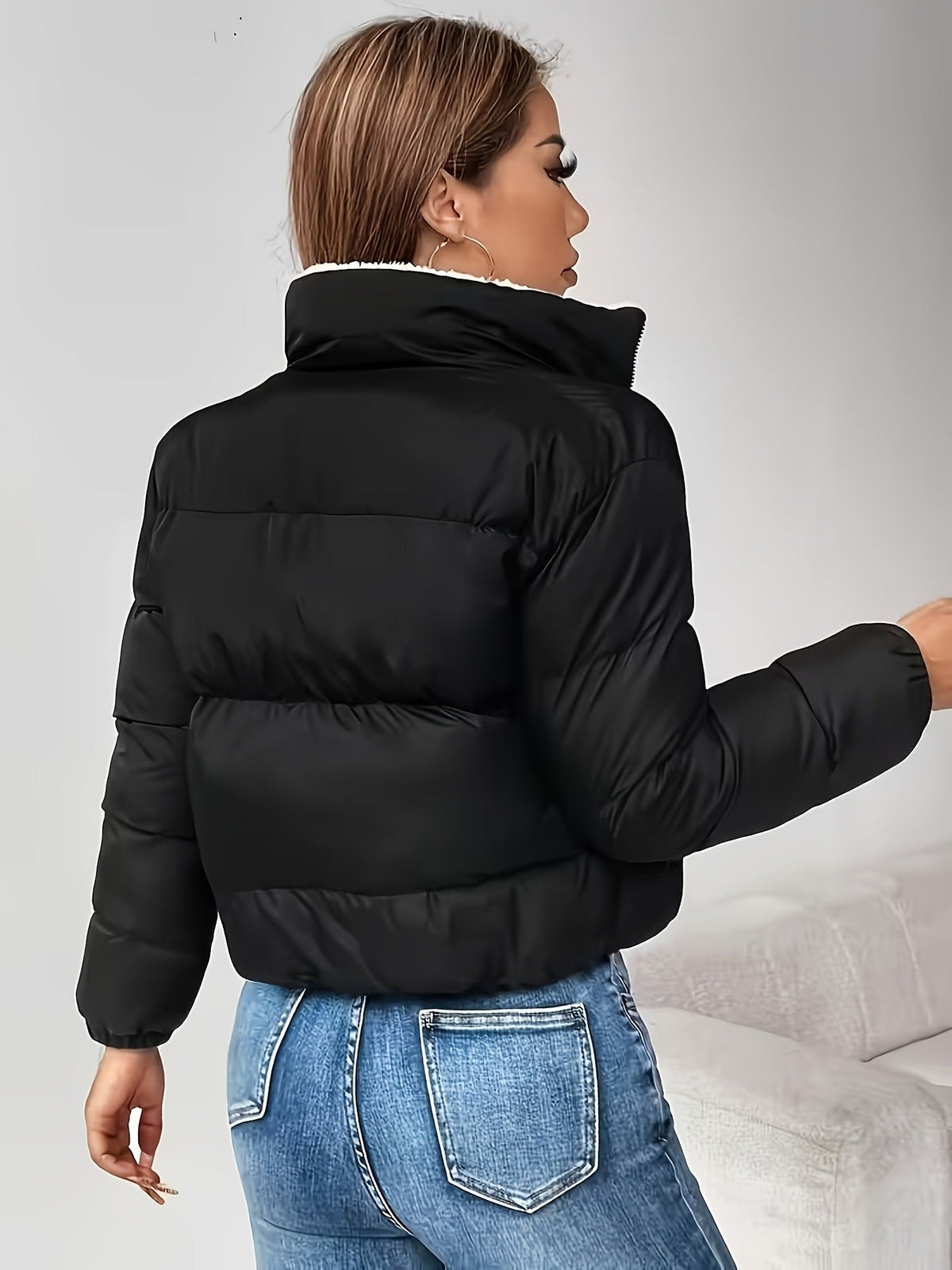 Veste d'automne-hiver pour femmes, nouvelle collection, col montant noir, courte, doublée en polaire, zippée, mode, coupe pain épaisse, idéale pour toutes les tenues — 2