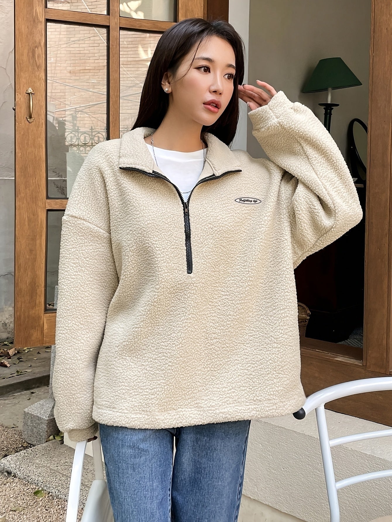 Sweat-shirt en polaire à demi-zip et épaules tombantes avec applique détaillée, le choix parfait pour l'automne et l'hiver des femmes — 9