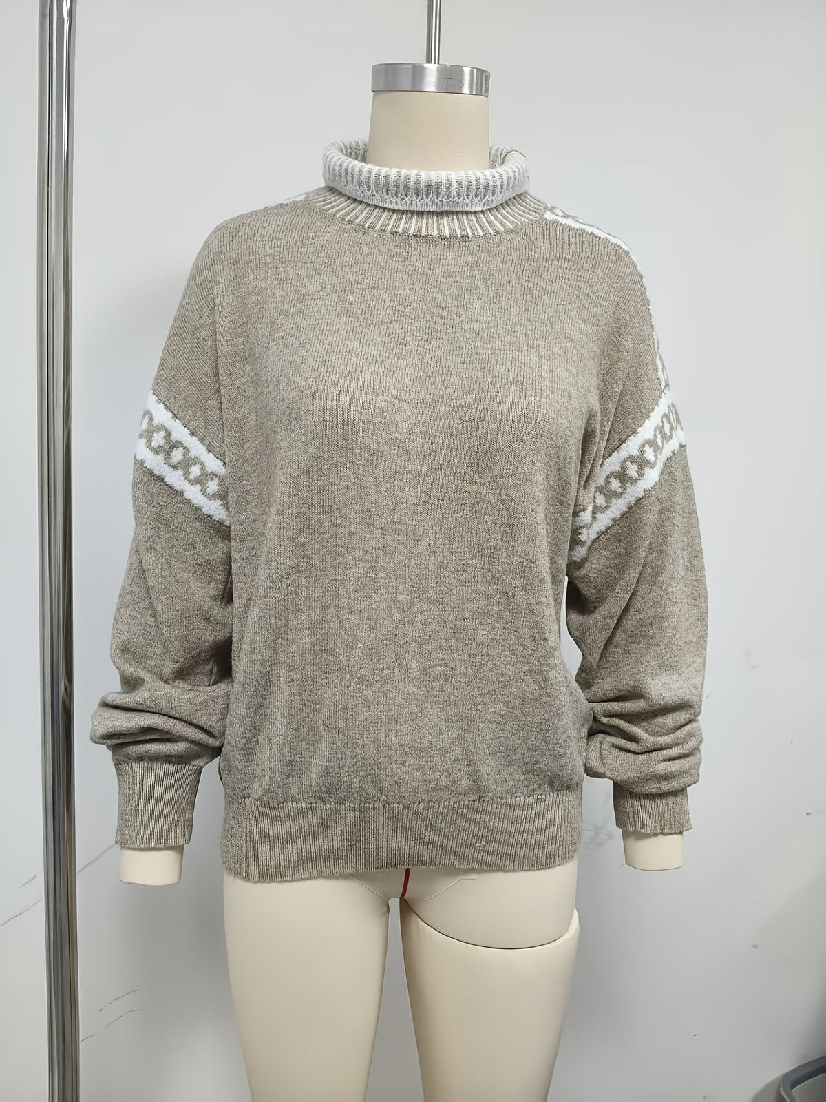 Plein d'ambiance ! Nouveau pull gris demi-col roulé de printemps/automne avec motif jacquard, doux et sophistiqué — 3
