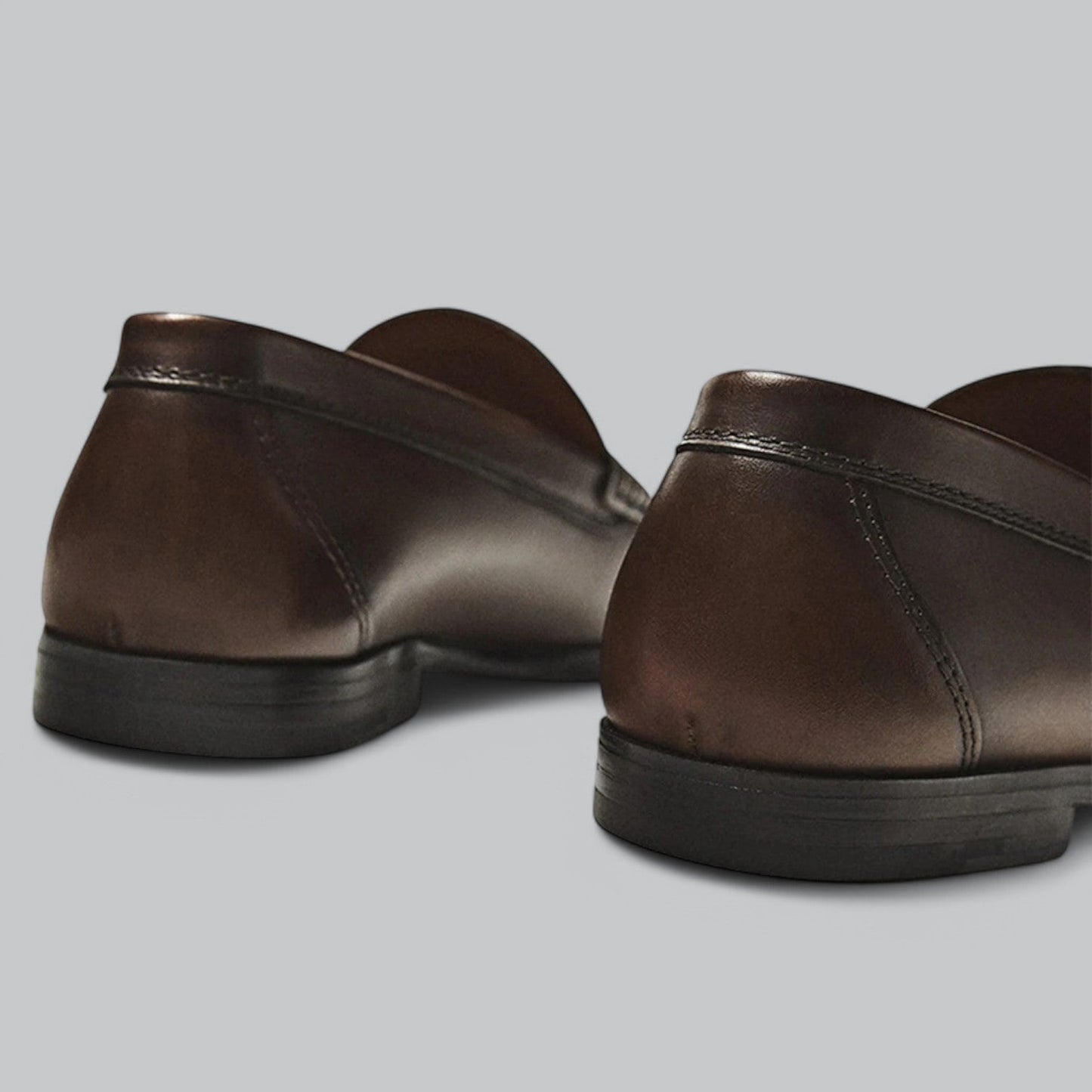Mocassins élégants en cuir — 5