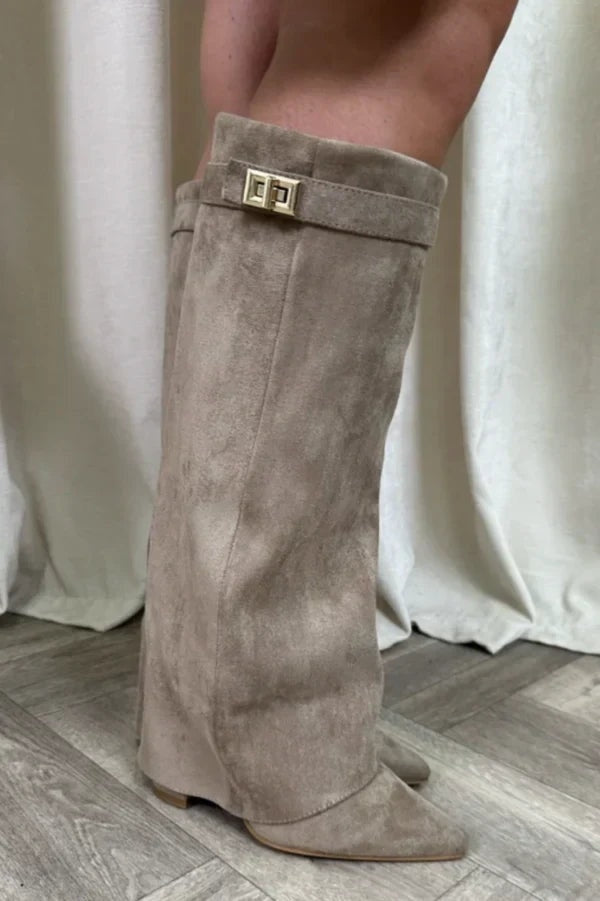 Bottes hautes femme à talons – Design élégant avec détail doré — 1