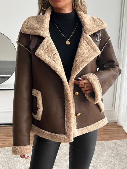 Veste de moto élégante pour femme avec doublure en fausse fourrure - Design bicolore marron et beige avec boutons dorés, poches et bretelles ajustables, parfaite pour l'automne/hiver, veste d'hiver | Tenue d'hiver élégante | Veste doublée en fausse fourru — 1