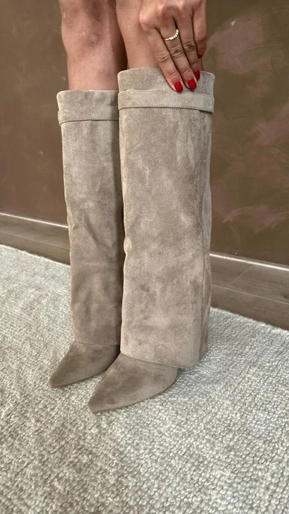 Bottes hautes femme à talons – Design élégant avec détail doré