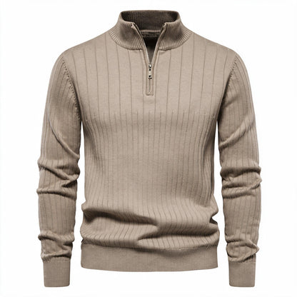 Pull homme avec demi-zip et structure côtelée