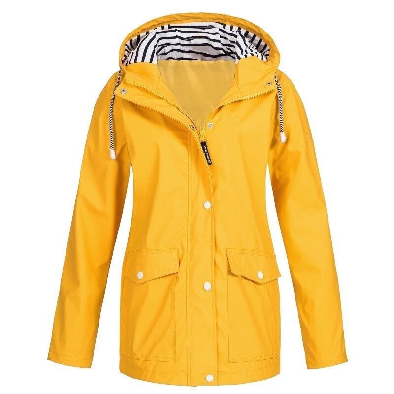 Susana | Chaqueta impermeable con capucha y bolsillos — 9