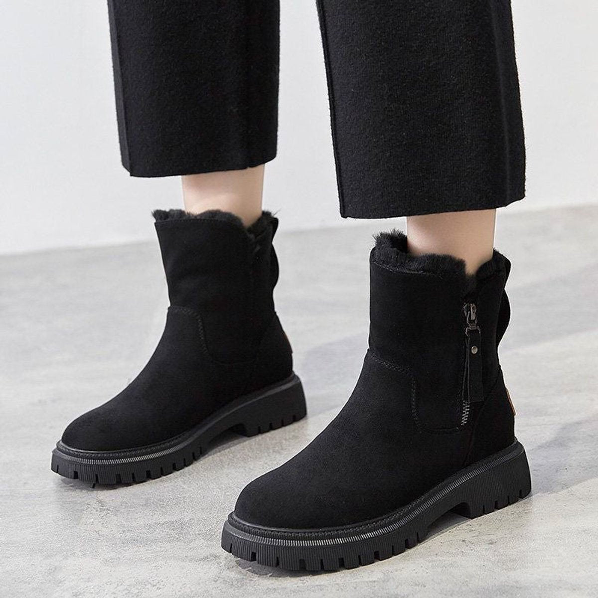 Aria | Bottines d'hiver à enfiler en suède doublées de polaire pour femmes — 2