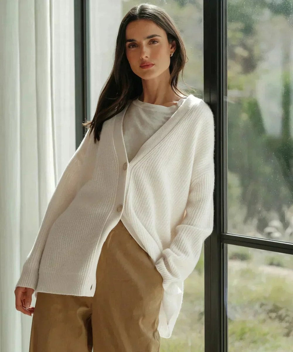 Mia | Women's Oversized V-Neck Button-Front Cashmere Cardigan — 8