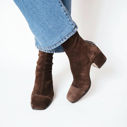 Isabella | Bottines à talon bloc et à bout carré en daim pour femmes — 1